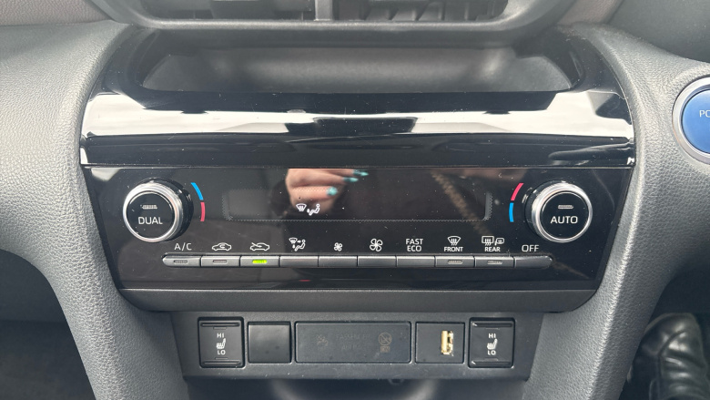 Toyota Yaris Cross 1.5 Hybrid Excel 5dr CVT Hybrid Estate